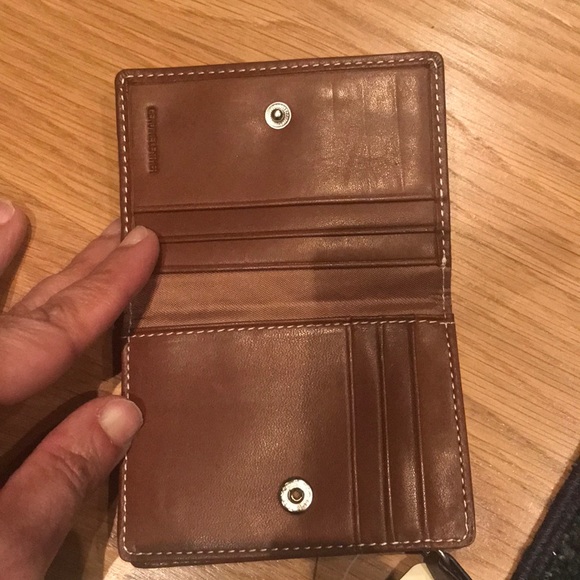 Fossil 4 inch x 3 inch monogram wallet. Brand new - Picture 3 of 8